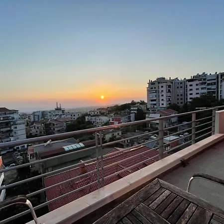 - Private 3 Bed and Breakfast Τίρανα