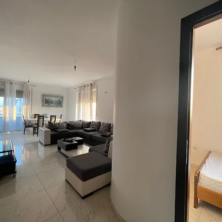 - Private 3 Bed & Breakfast